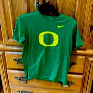 Boys large Oregon t-shirt